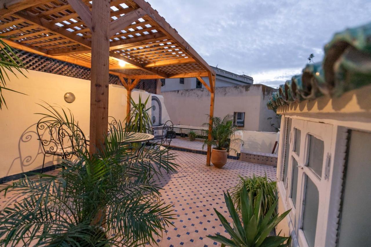 Riad Avec Terrasse Privee Et Piscine Partagee A 300M Fès Dış mekan fotoğraf