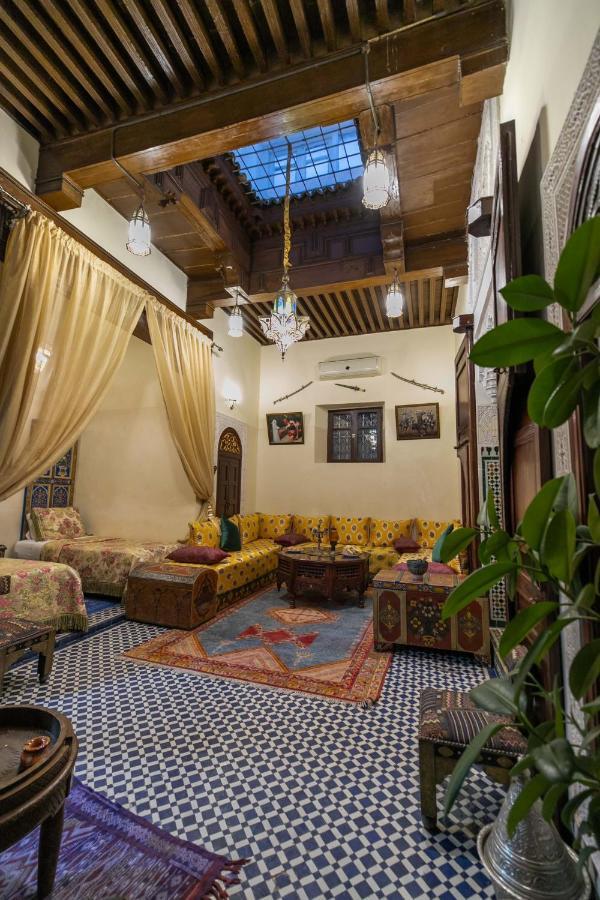 Riad Avec Terrasse Privee Et Piscine Partagee A 300M Fès Dış mekan fotoğraf