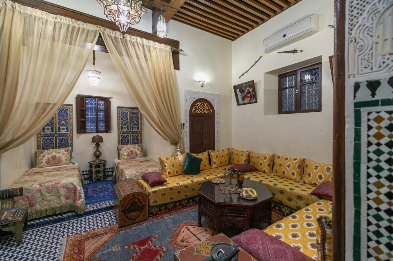 Riad Avec Terrasse Privee Et Piscine Partagee A 300M Fès Dış mekan fotoğraf